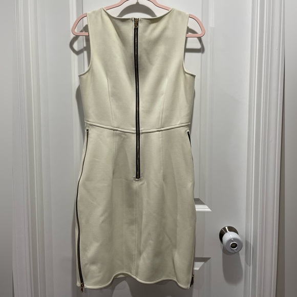 Milly Sheath dress in Cream Ivory Ecru with Gold Zipper design Size 10 - Picture 4 of 6